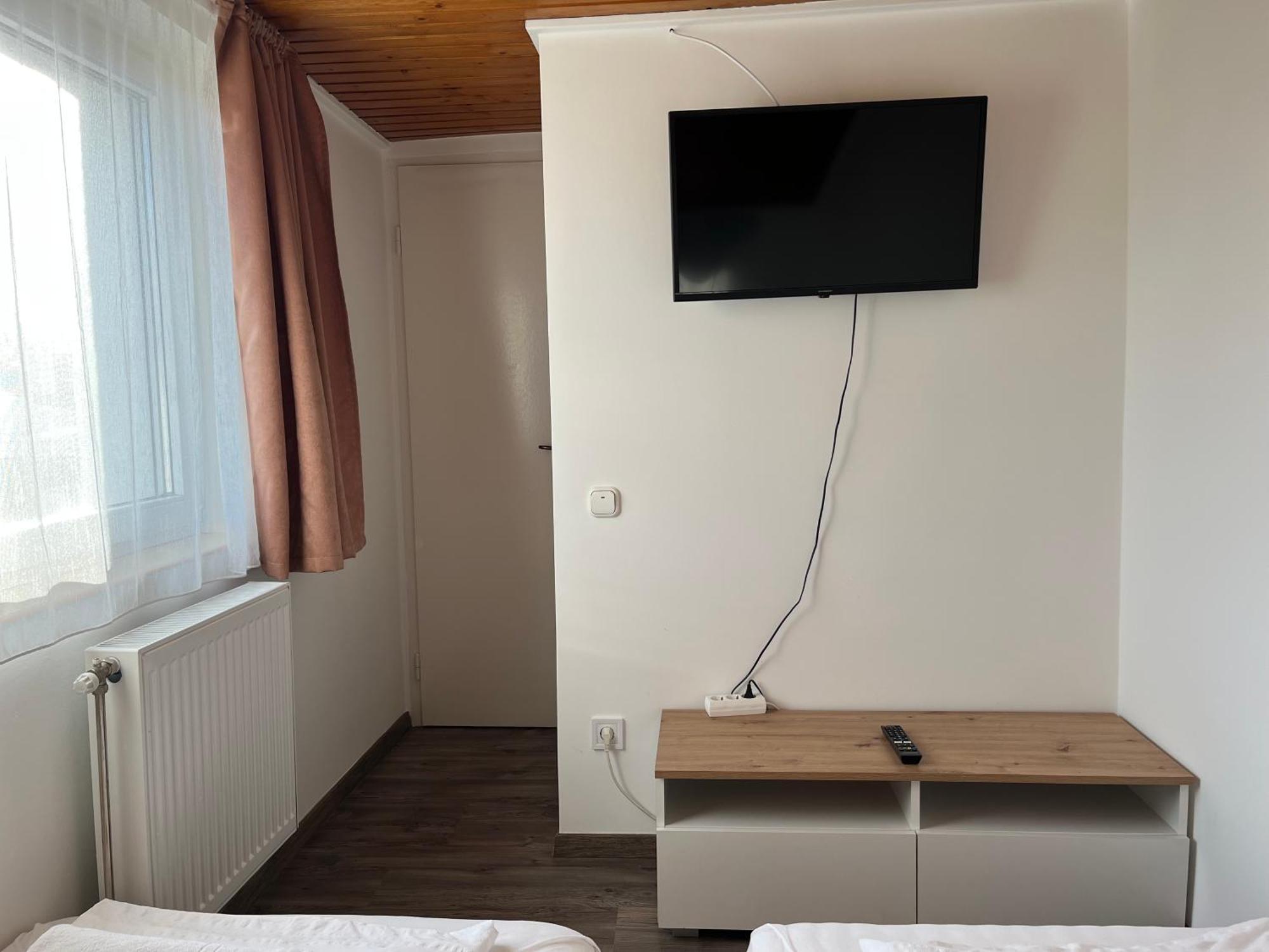 Marcell Apartman Hajduszoboszlo Luaran gambar